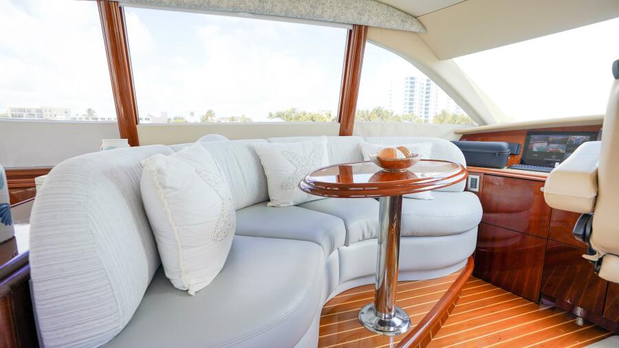 80' 2004 Lazzara Yachts 80 SL