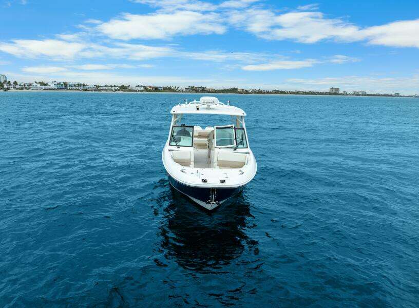32ft Boston Whaler Yacht For Sale