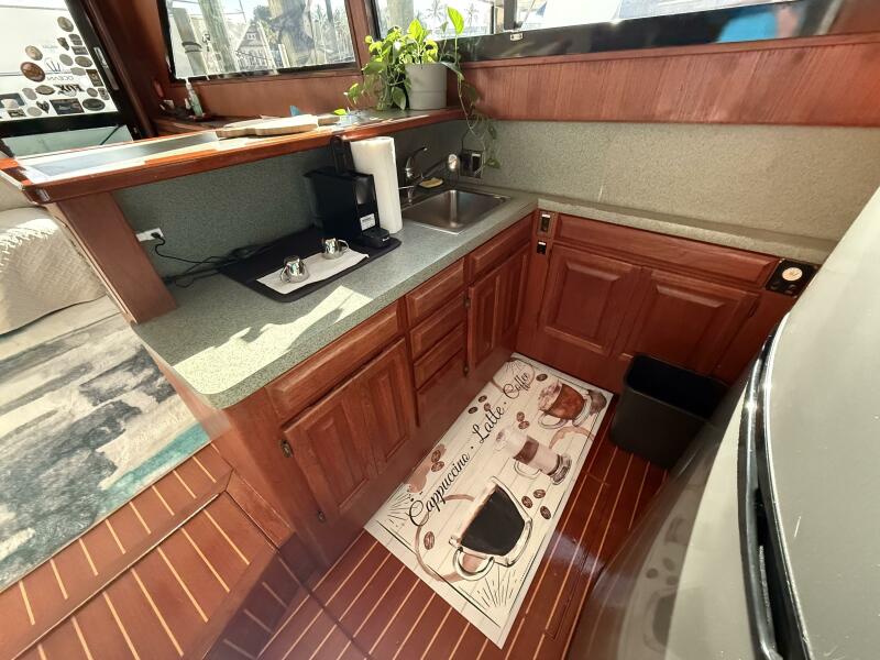 45' 1989 Viking 45 Convertible