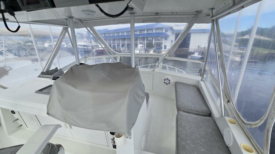 45' 1989 Viking 45 Convertible