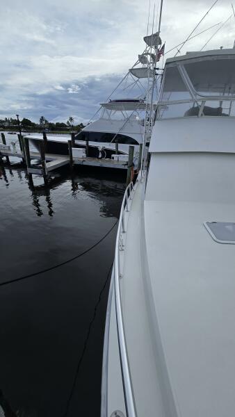 45' 1989 Viking 45 Convertible