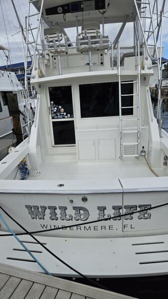 45' 1989 Viking 45 Convertible