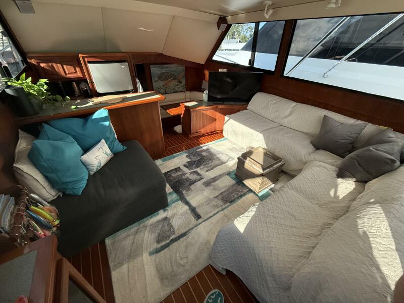 45' 1989 Viking 45 Convertible