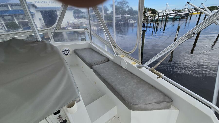 45' 1989 Viking 45 Convertible