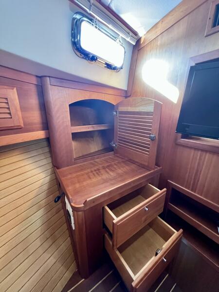 38' 2006 Sabre 38 Hard Top Express