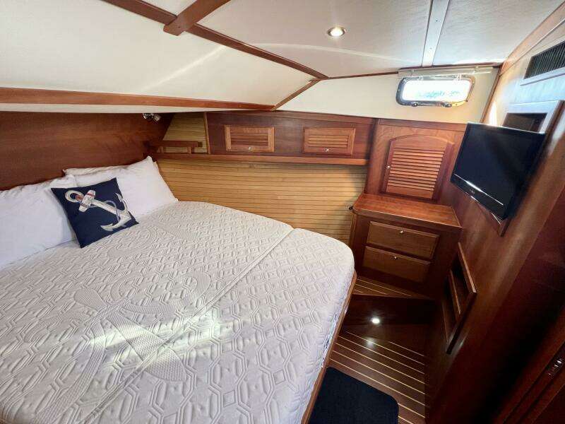 38ft Sabre Yacht For Sale