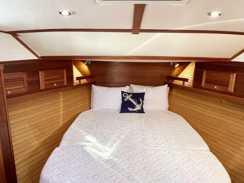 38' 2006 Sabre 38 Hard Top Express