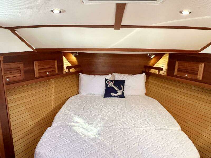 38ft Sabre Yacht For Sale