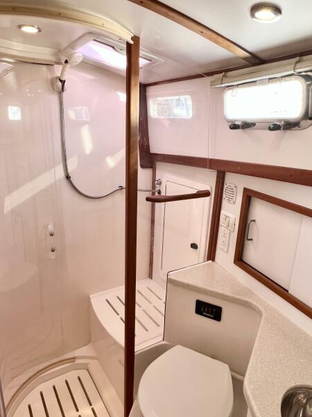 38' 2006 Sabre 38 Hard Top Express