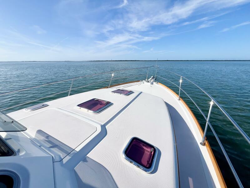 38' 2006 Sabre 38 Hard Top Express