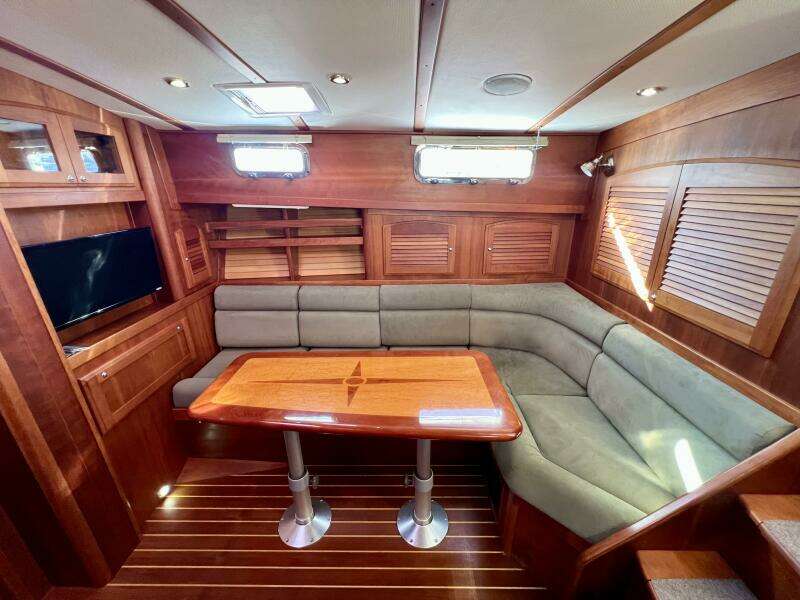 38ft Sabre Yacht For Sale