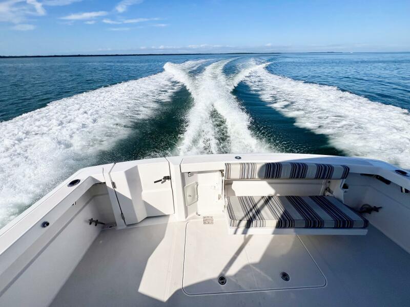 38' 2006 Sabre 38 Hard Top Express