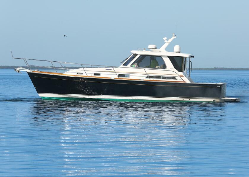 38' 2006 Sabre 38 Hard Top Express