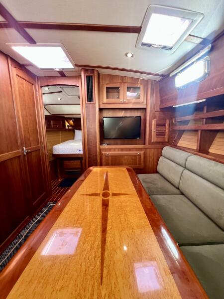 38' 2006 Sabre 38 Hard Top Express