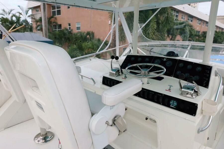 46' 1984 Bertram 46 Convertible