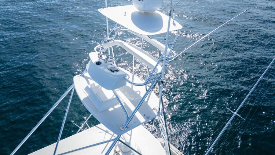 67' 2003 Bertram 67 Convertible