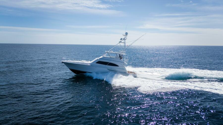 67' 2003 Bertram 67 Convertible