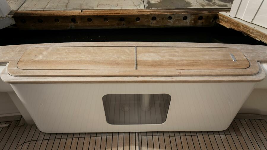 67' 2003 Bertram 67 Convertible