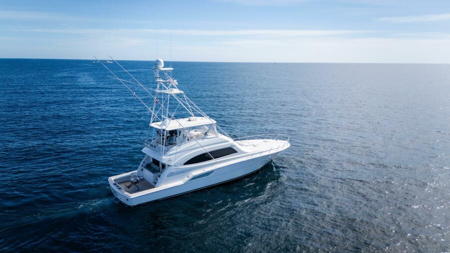 67' 2003 Bertram 67 Convertible