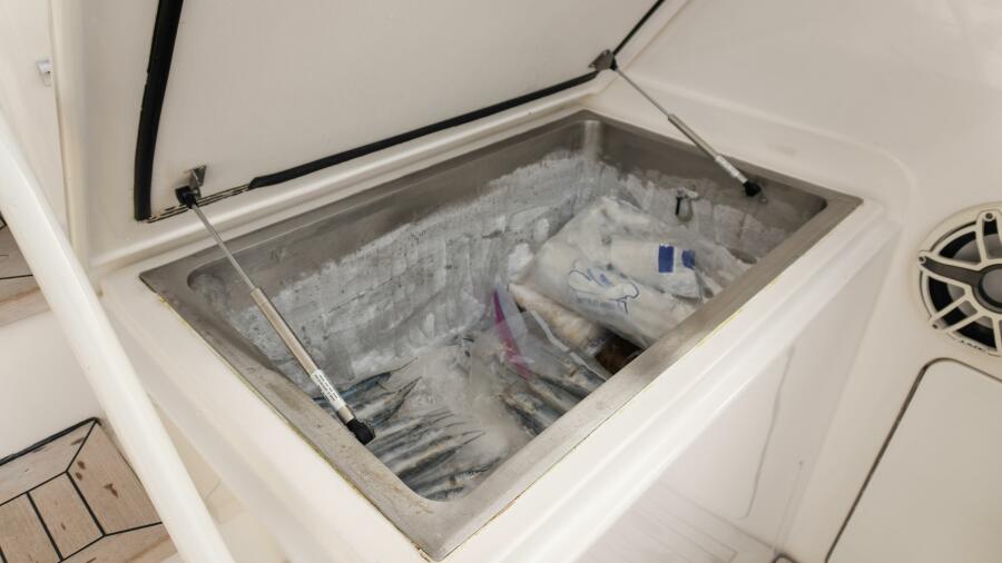 67' 2003 Bertram 67 Convertible