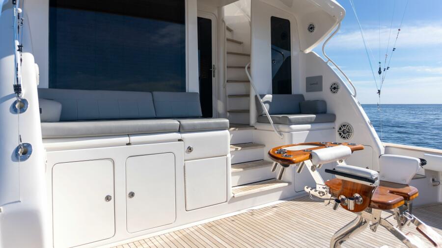 67' 2003 Bertram 67 Convertible