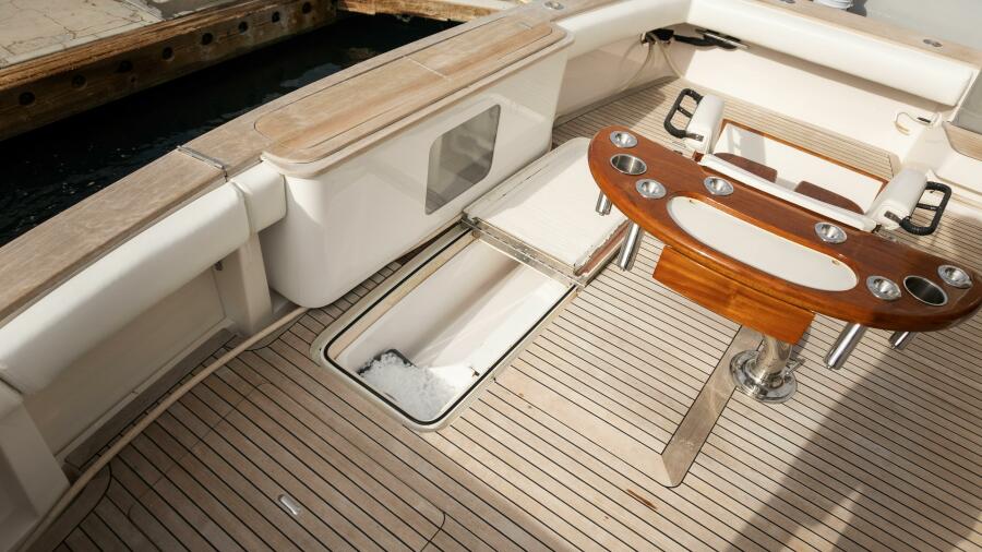 67' 2003 Bertram 67 Convertible