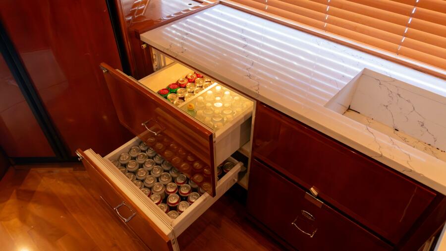 67' 2003 Bertram 67 Convertible