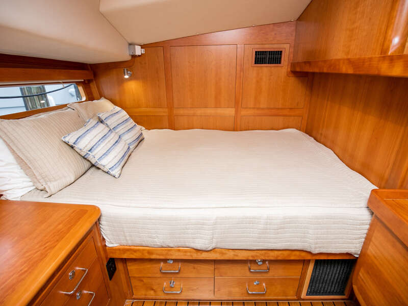 53ft MJM Yacht For Sale