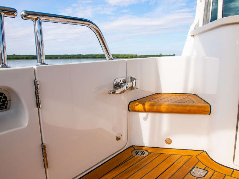 53ft MJM Yacht For Sale