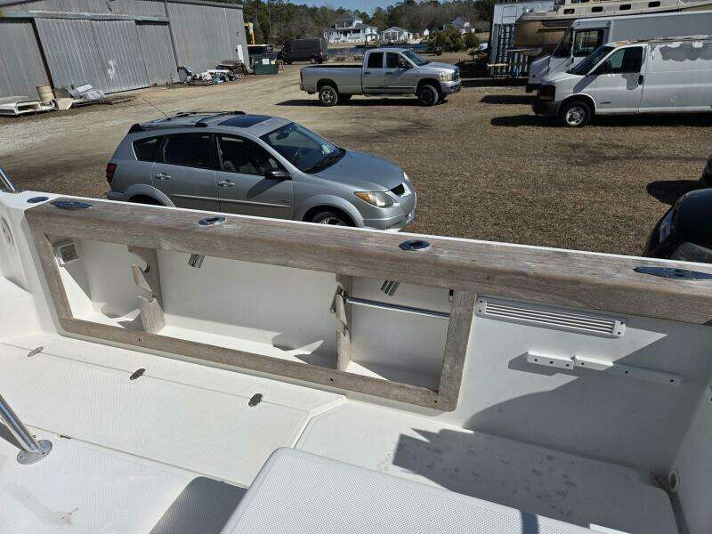 HuddaHoo 30ft True World Marine Yacht For Sale