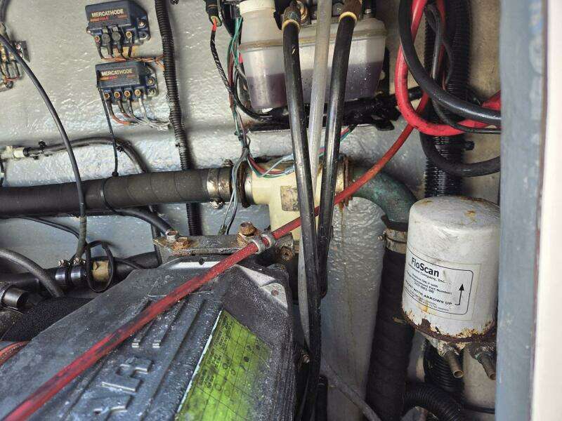 HuddaHoo 30ft True World Marine Yacht For Sale