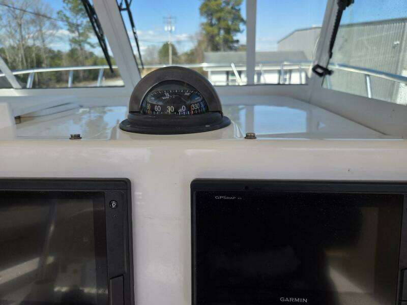 HuddaHoo 30ft True World Marine Yacht For Sale