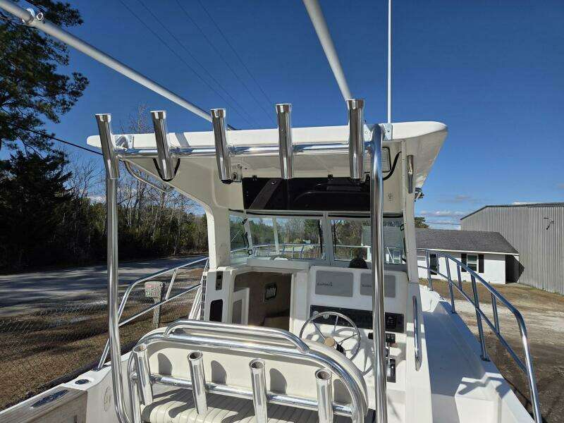 HuddaHoo 30ft True World Marine Yacht For Sale