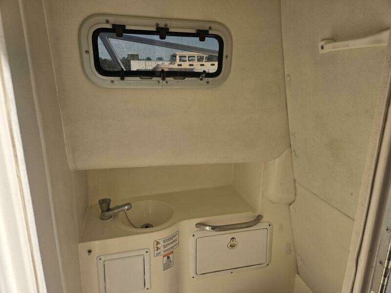 HuddaHoo 30ft True World Marine Yacht For Sale