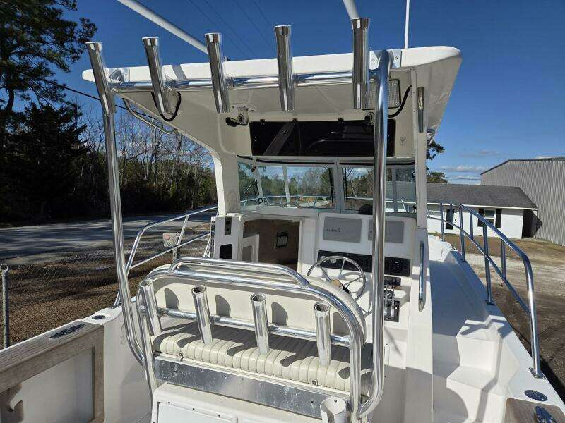 HuddaHoo 30ft True World Marine Yacht For Sale