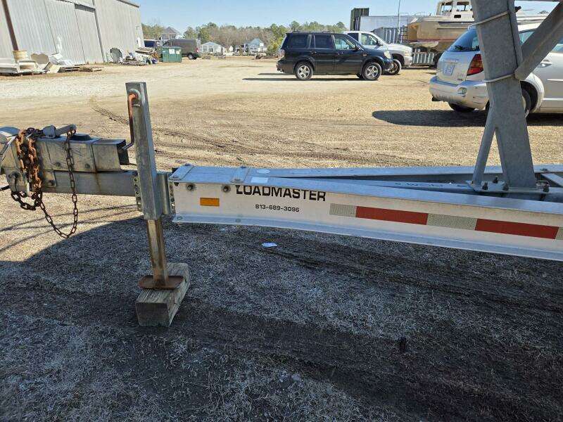 HuddaHoo 30ft True World Marine Yacht For Sale