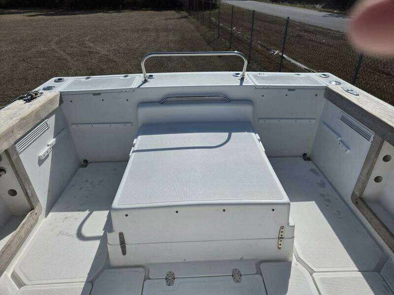 HuddaHoo 30ft True World Marine Yacht For Sale