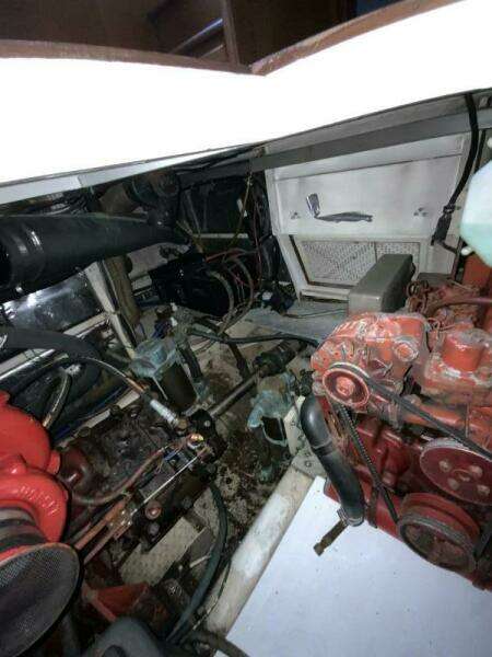 MAKIN MEMORIES 41ft President Yacht For Sale