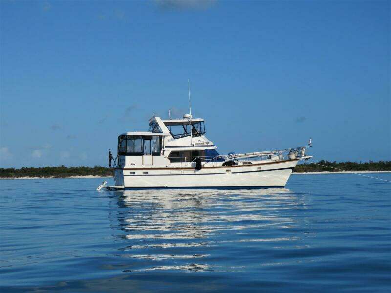 MAKIN MEMORIES 41ft President Yacht For Sale