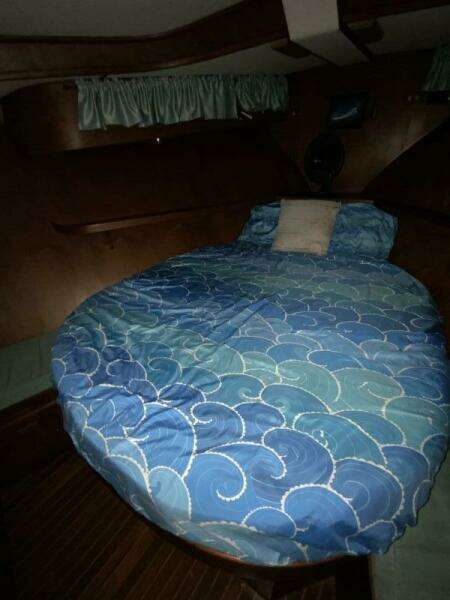 MAKIN MEMORIES 41ft President Yacht For Sale