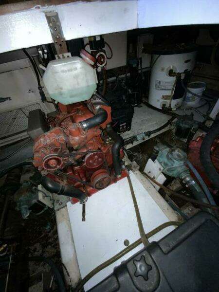 MAKIN MEMORIES 41ft President Yacht For Sale