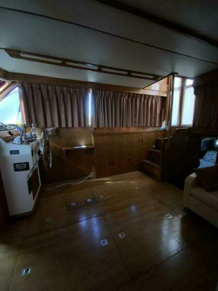 MAKIN MEMORIES 41ft President Yacht For Sale