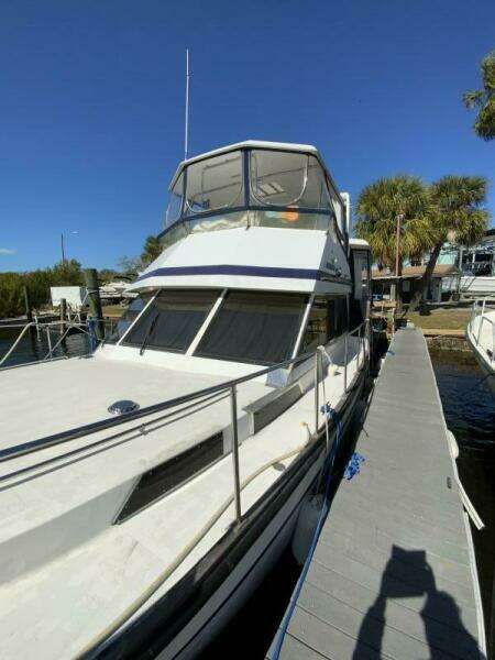 MAKIN MEMORIES 41ft President Yacht For Sale