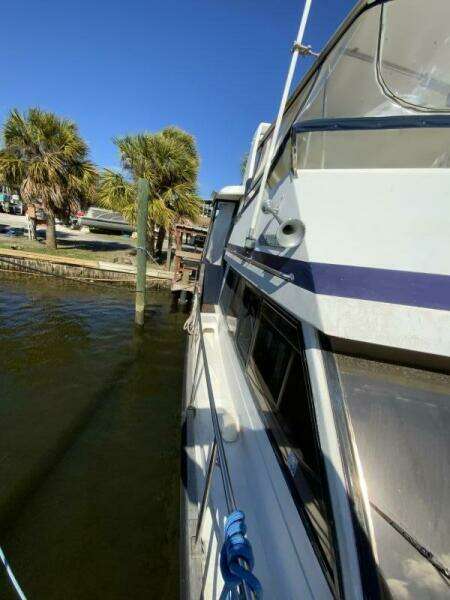 MAKIN MEMORIES 41ft President Yacht For Sale