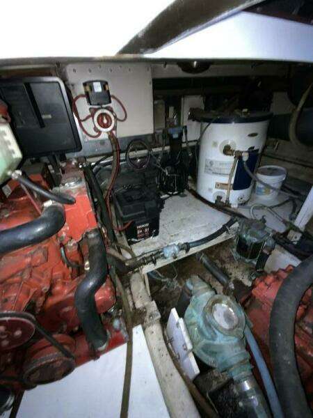 MAKIN MEMORIES 41ft President Yacht For Sale