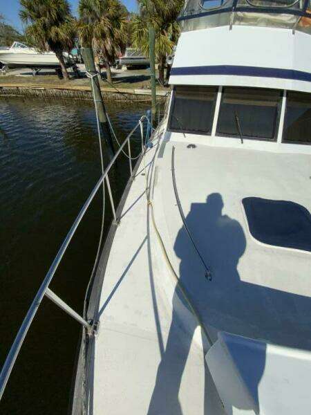 MAKIN MEMORIES 41ft President Yacht For Sale