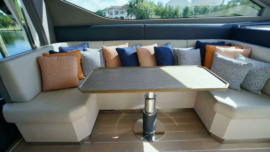 56ft Uniesse Yacht For Sale