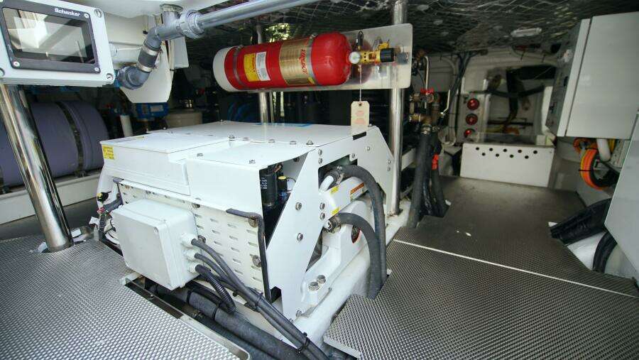 56ft Uniesse Yacht For Sale