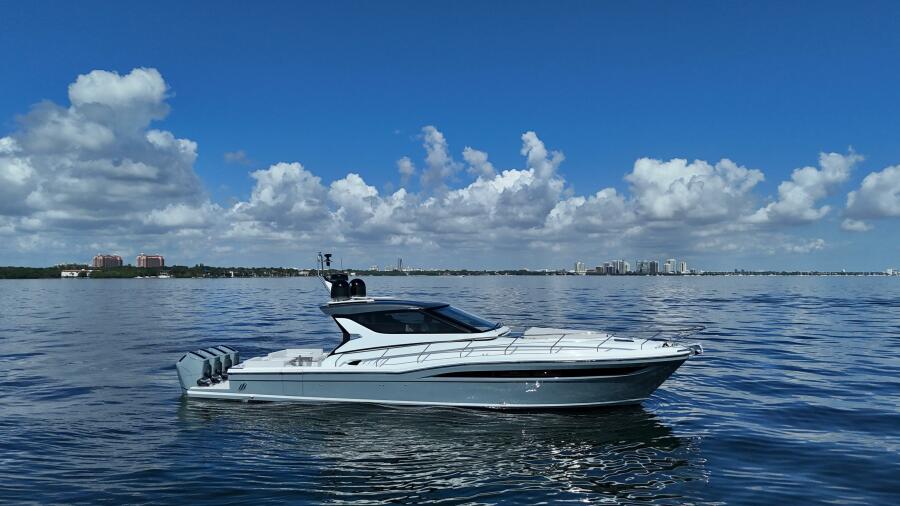 56' 2024 Uniesse HTC5P