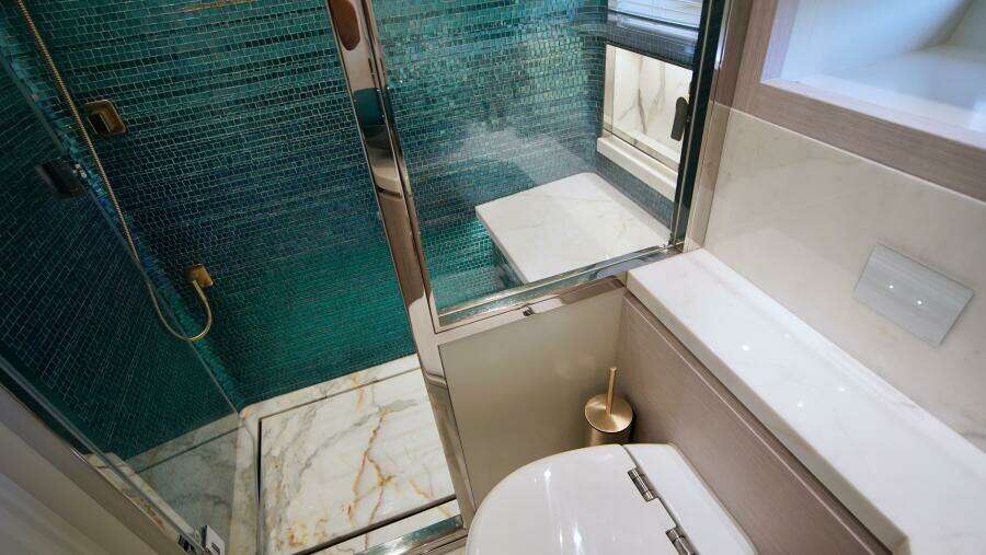 56ft Uniesse Yacht For Sale